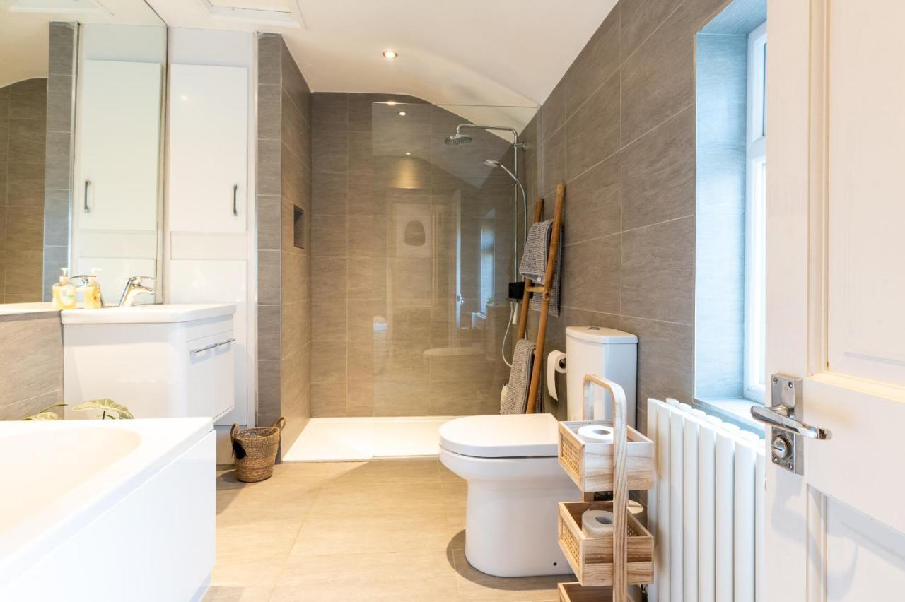 Beautiful 3 Bedroom Townhouse Harrogate Eksteriør billede